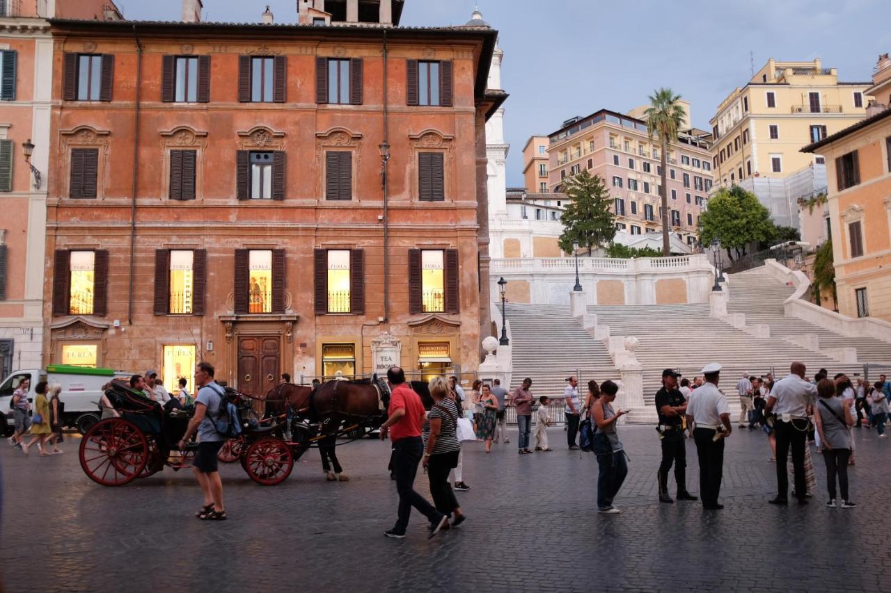 Joivy Trevi Fountain'S Relais Apartment Rome Exterior photo