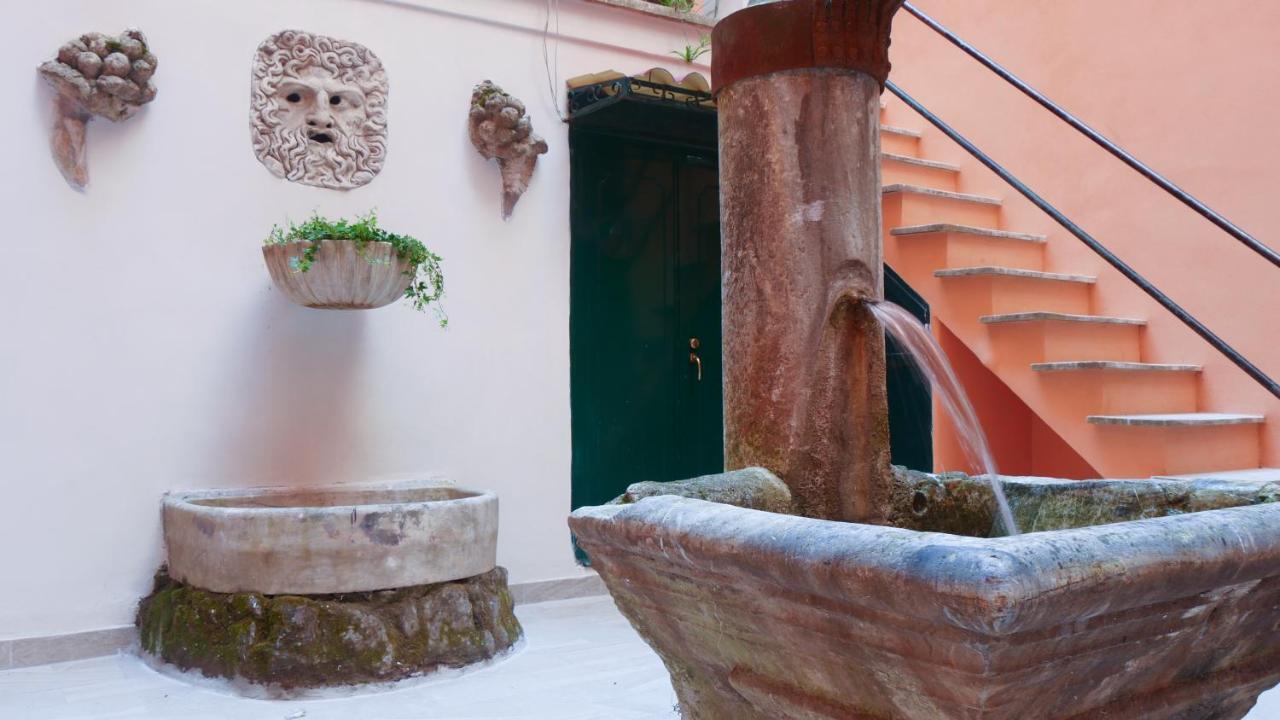 Joivy Trevi Fountain'S Relais Apartment Rome Exterior photo